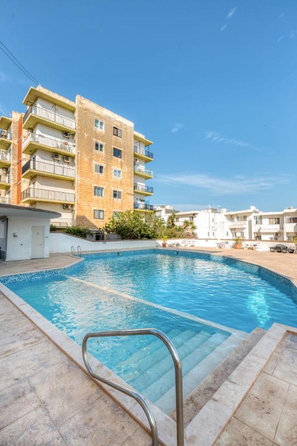 Pool Apartment Is-Swieqi Extérieur photo