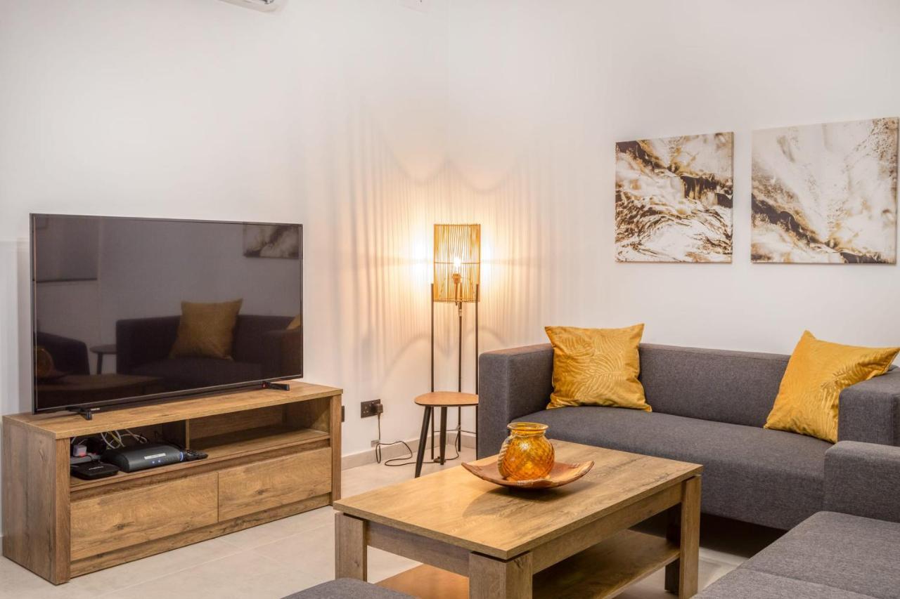 Pool Apartment Is-Swieqi Extérieur photo