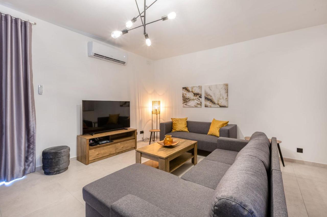 Pool Apartment Is-Swieqi Extérieur photo