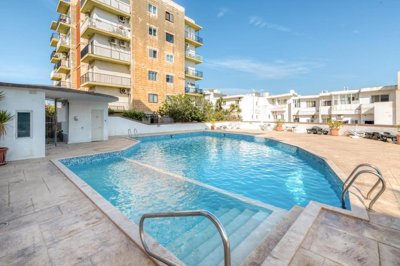 Pool Apartment Is-Swieqi Extérieur photo