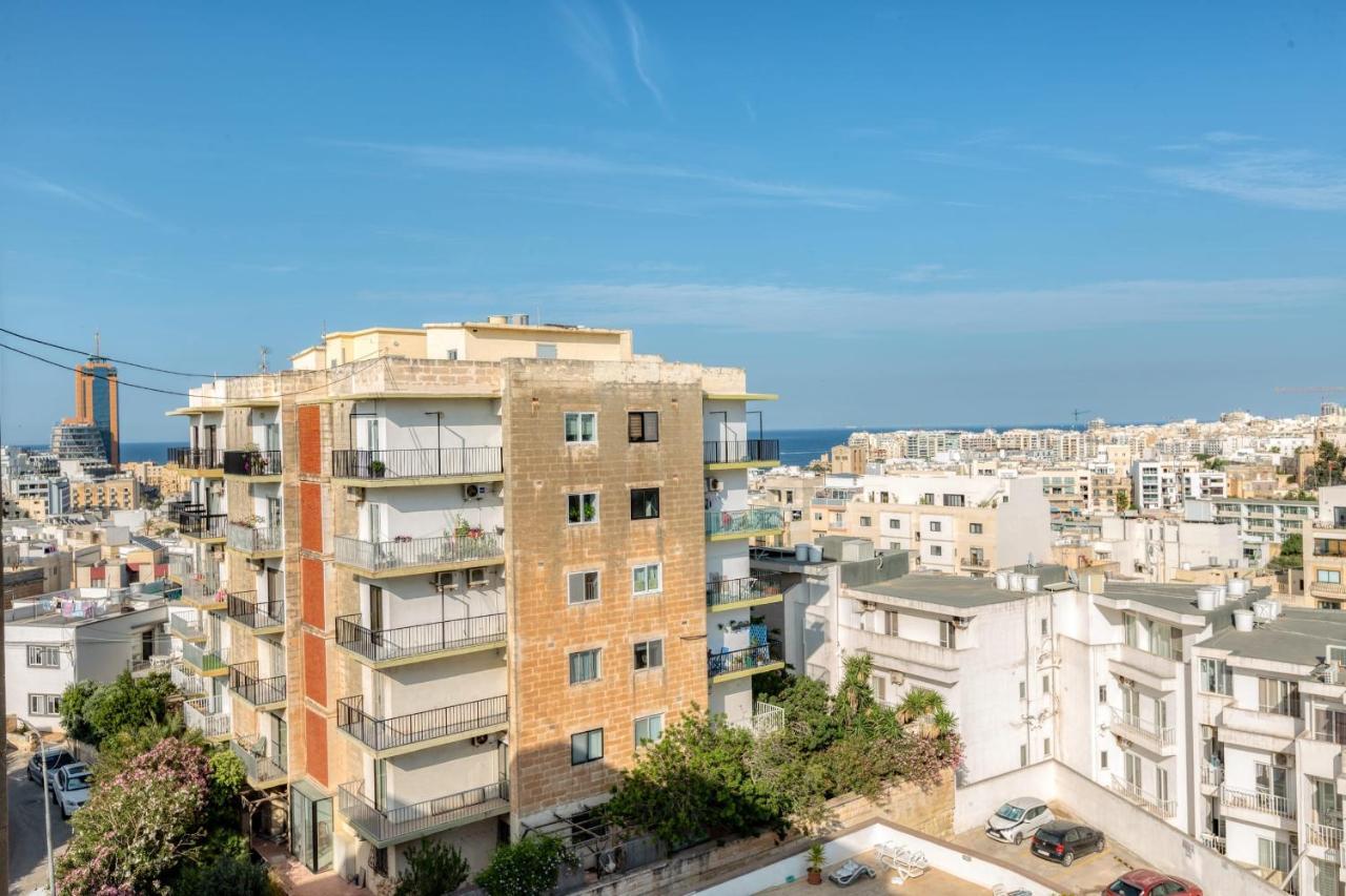 Pool Apartment Is-Swieqi Extérieur photo