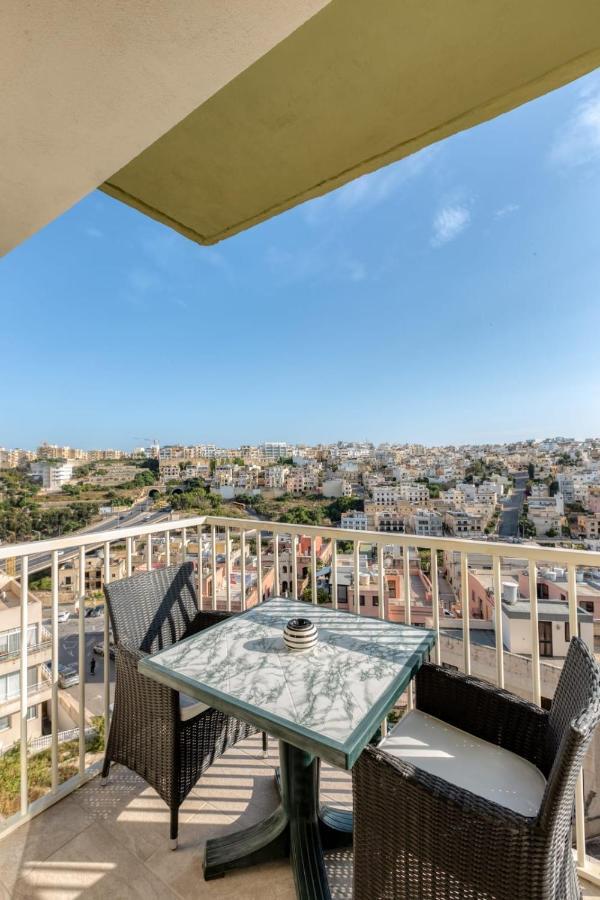 Pool Apartment Is-Swieqi Extérieur photo