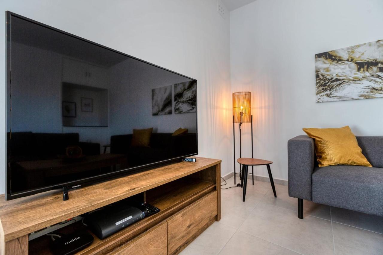 Pool Apartment Is-Swieqi Extérieur photo