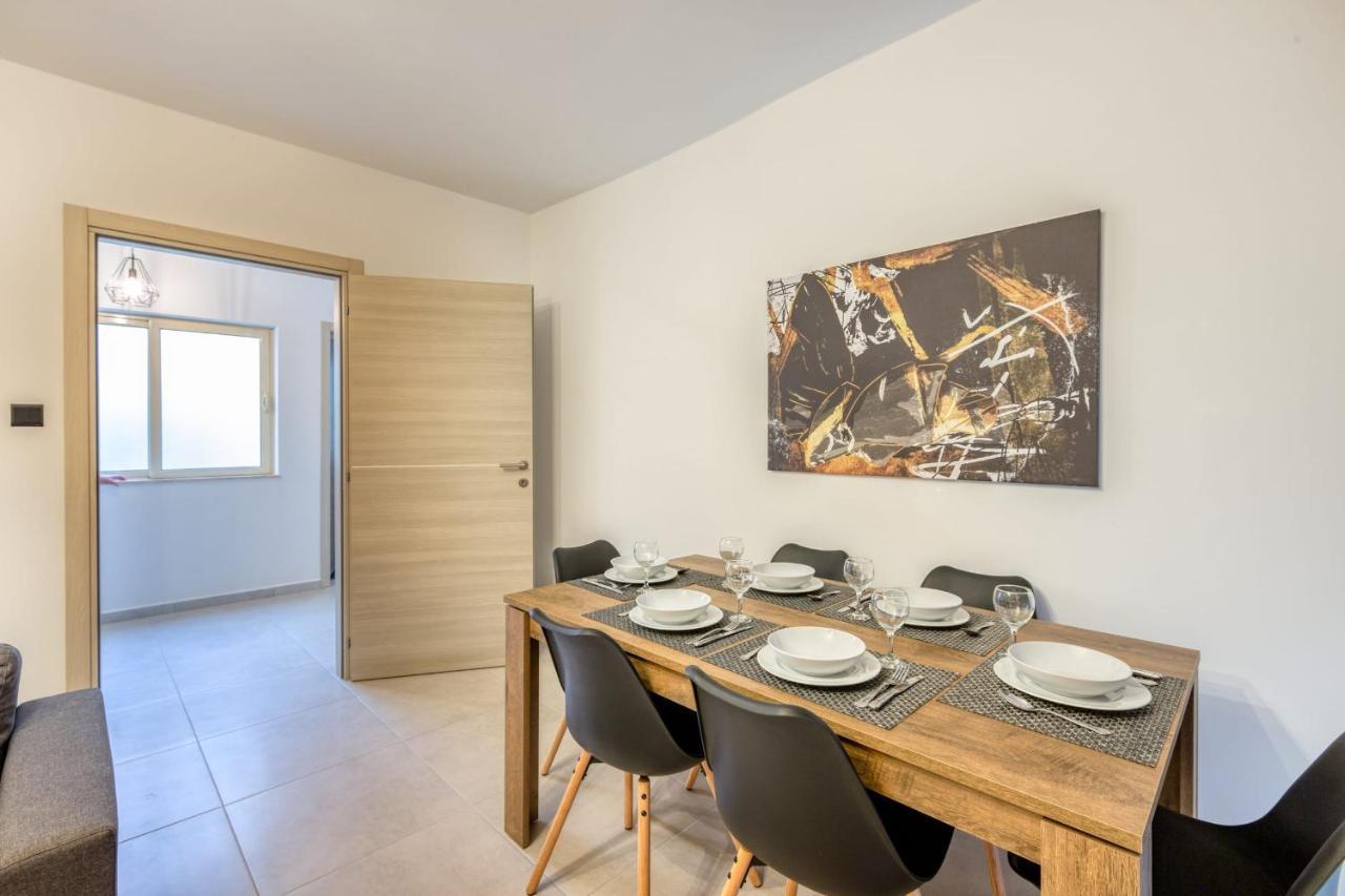 Pool Apartment Is-Swieqi Extérieur photo